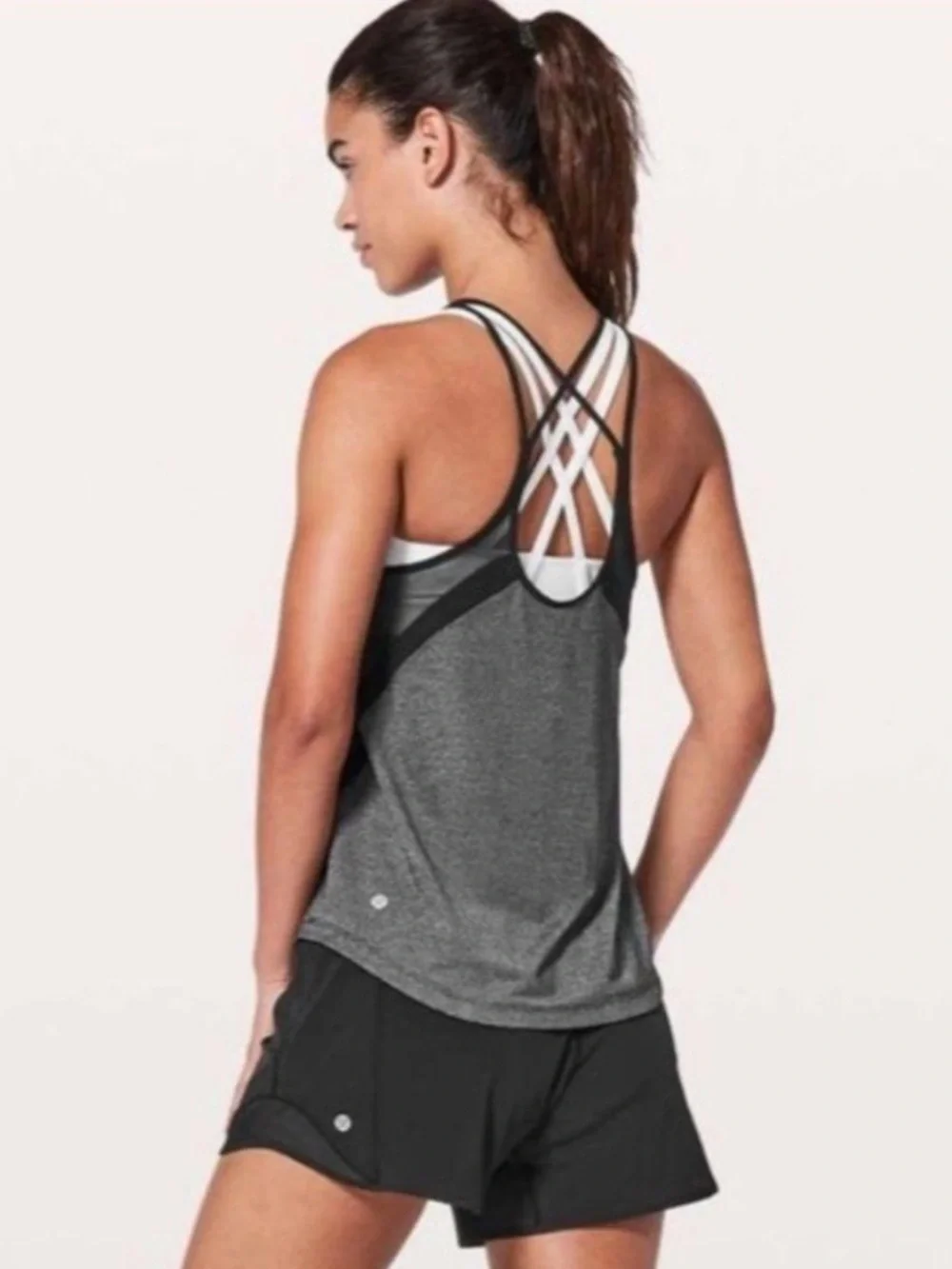 lululemon athletica no tag